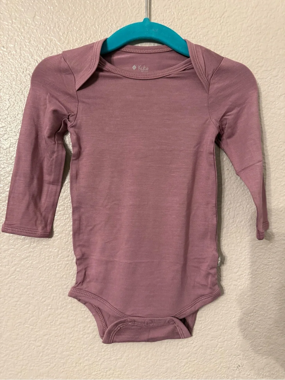 Kyte BABY Mauve Long Sleeve One-Piece Bodysuit